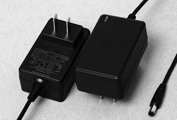 插墻式20系列    寬電壓 黑色